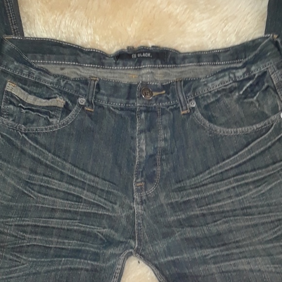 Black Men's Straight Leg Dark Wash Jeans - Picture 2 of 8